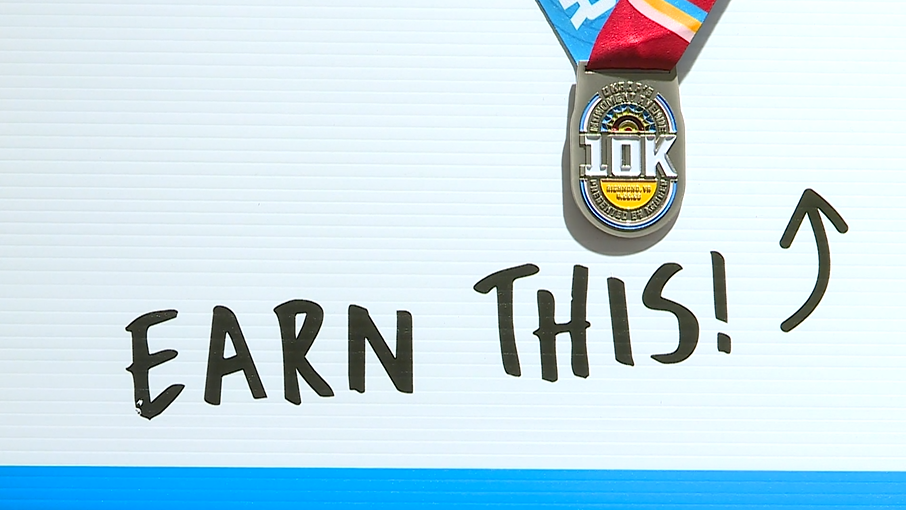 Ukops Monument Avenye 10k medal.png