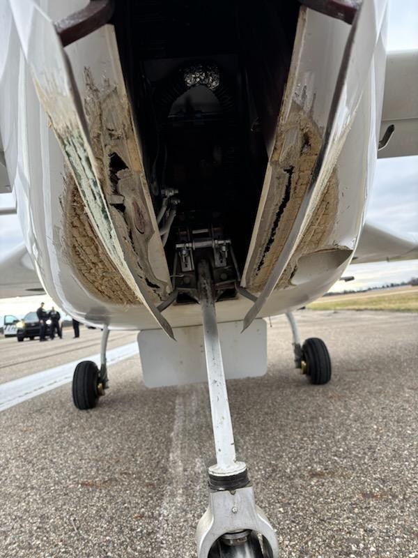Velocity Aircraft crashes at Battle Creek Executive Airport