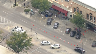 Driver strikes pedestrians on sidewalk in Old Town Fort Collins, police investigating