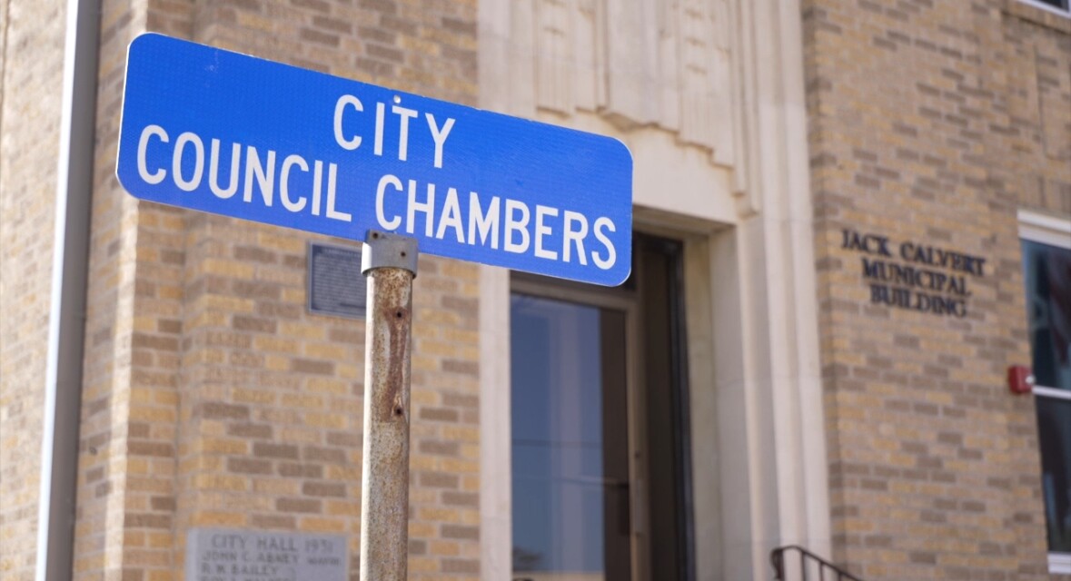 25 News obtains Lampasas city manager resignation letters showing differing reasons for turnover