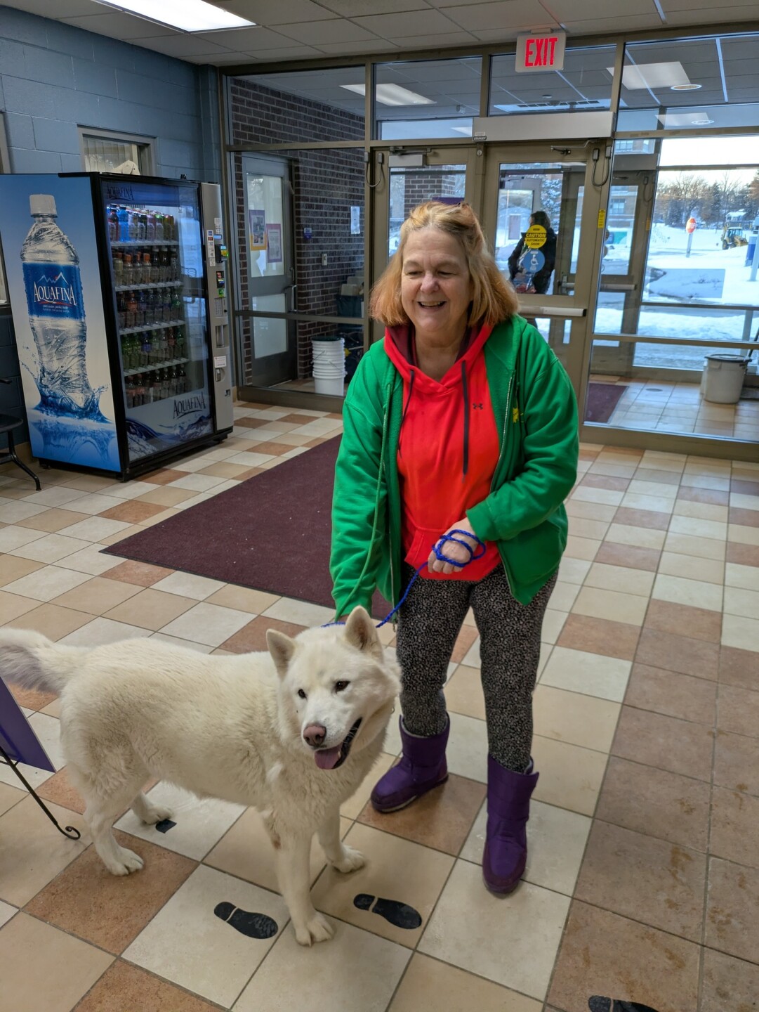 Julie and the lost dog 1.jpg