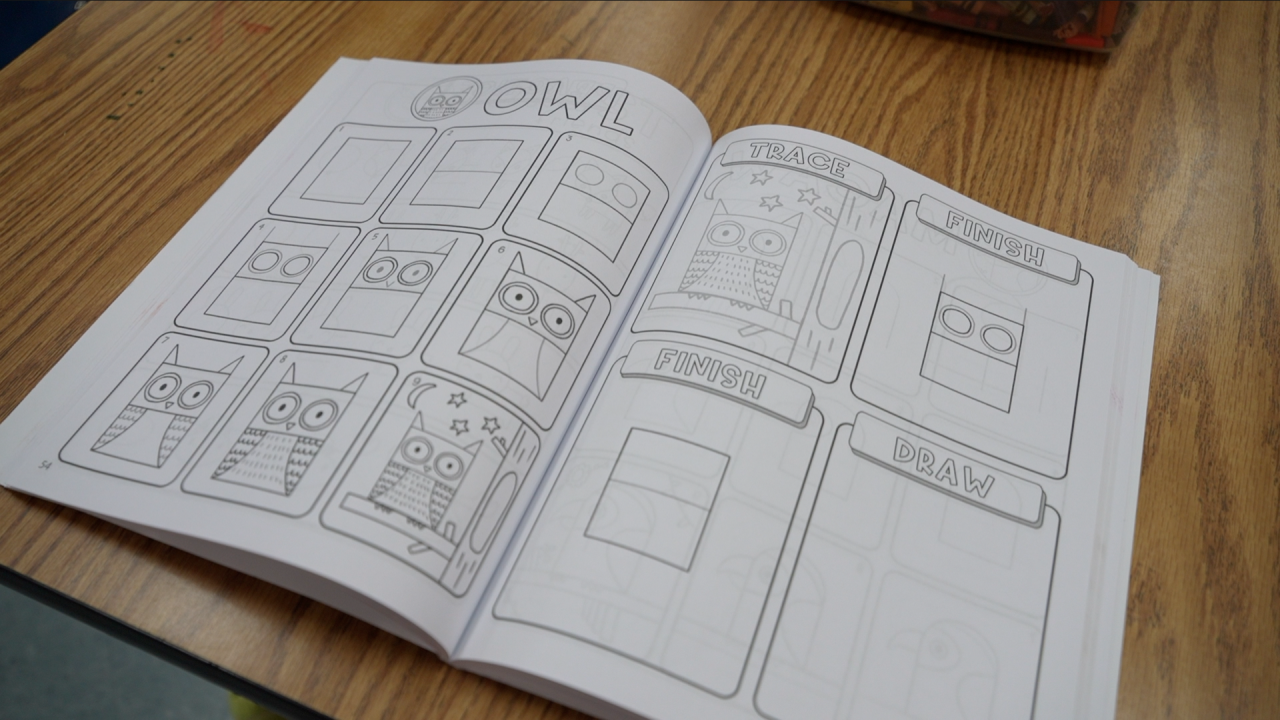 Pages from Bob Jaruzel's book "How to Draw Using Simple Shapes"