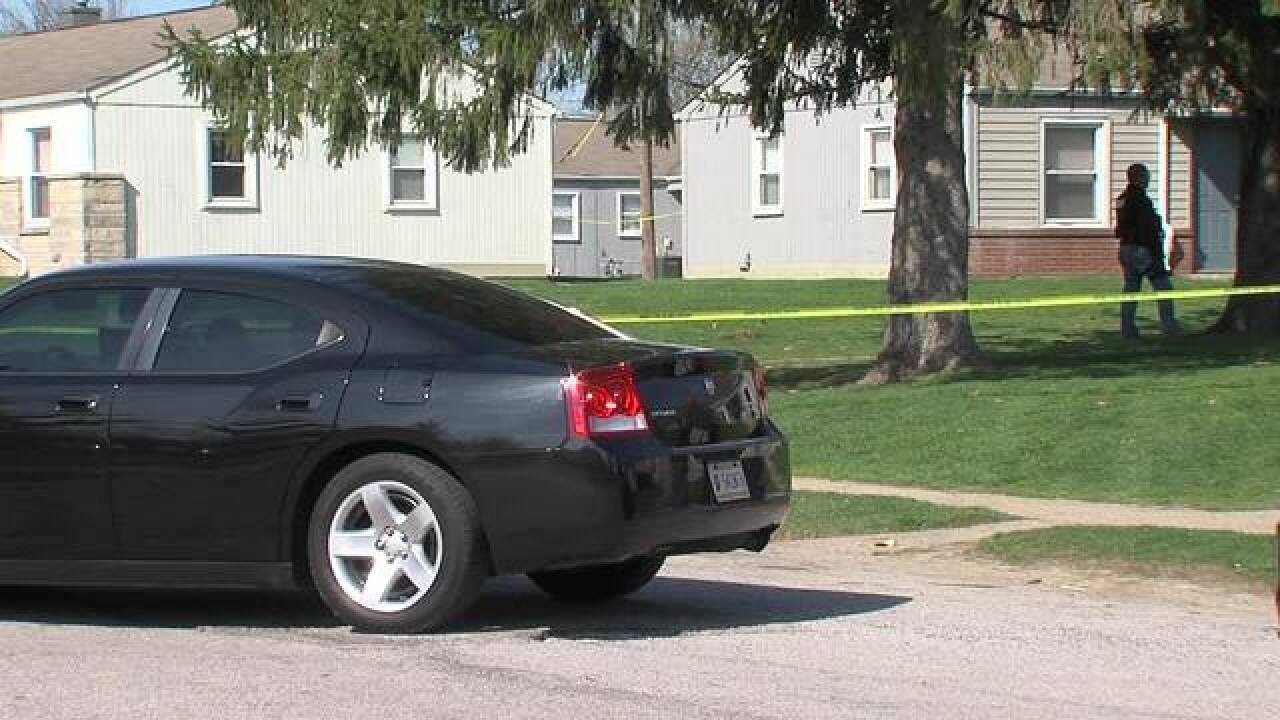 PHOTOS: Renton Street shooting