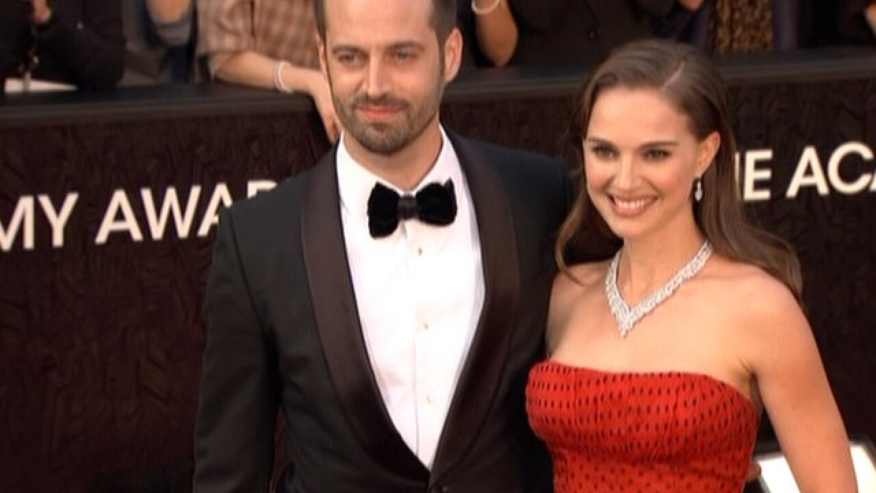 Natalie Portman ties the knot