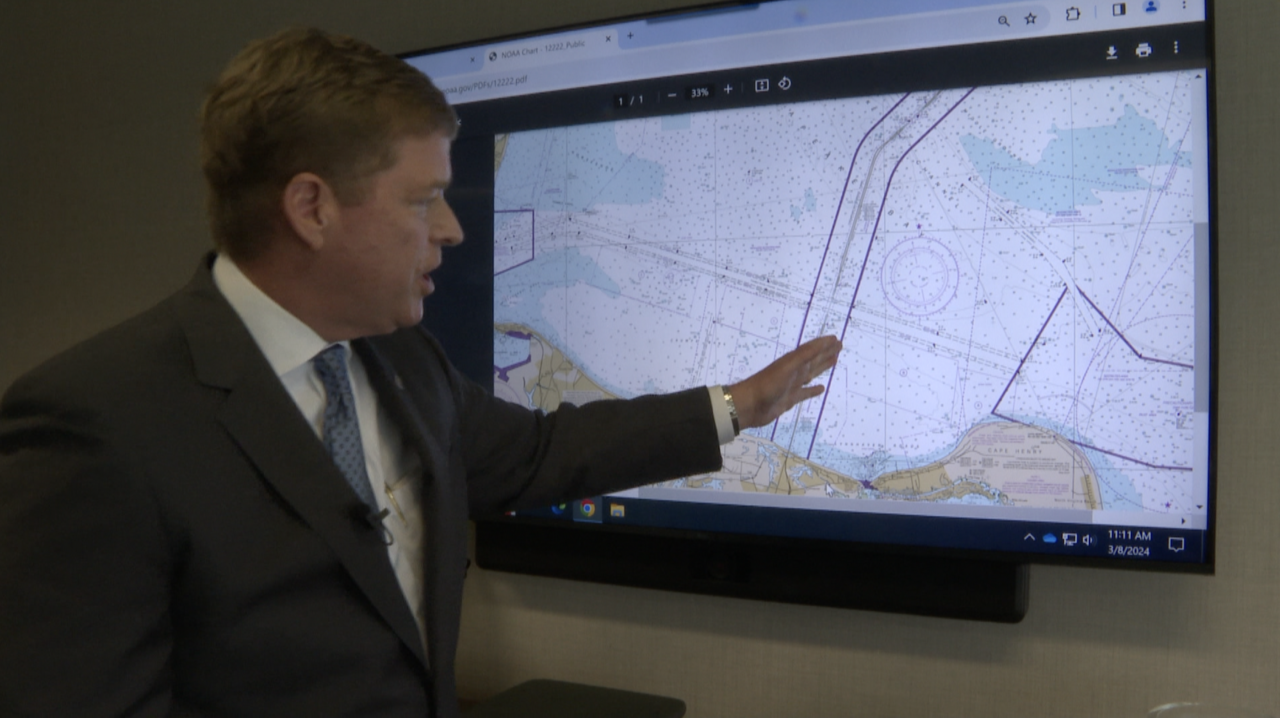 Whitiing Chisman explaining shipping chart