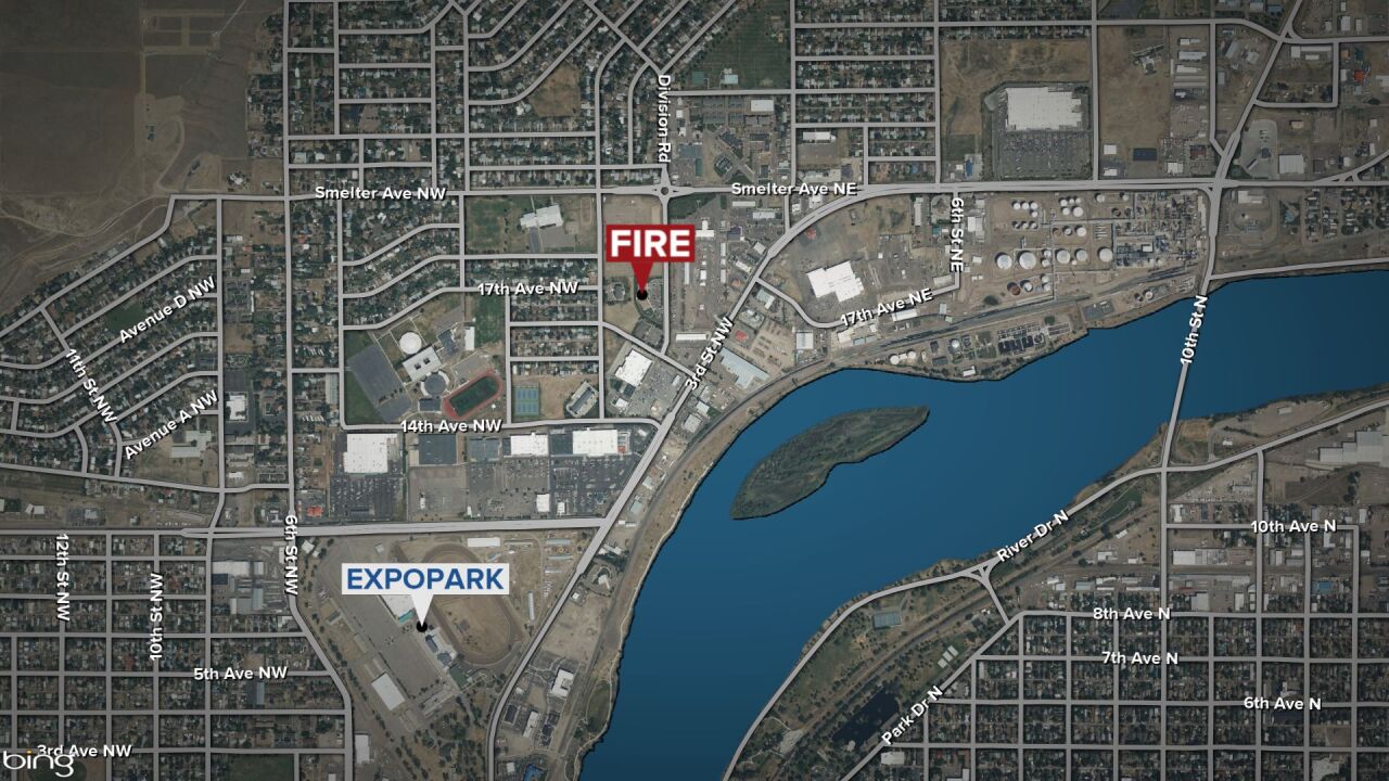 One person critically injured in apartment fire in Great Falls