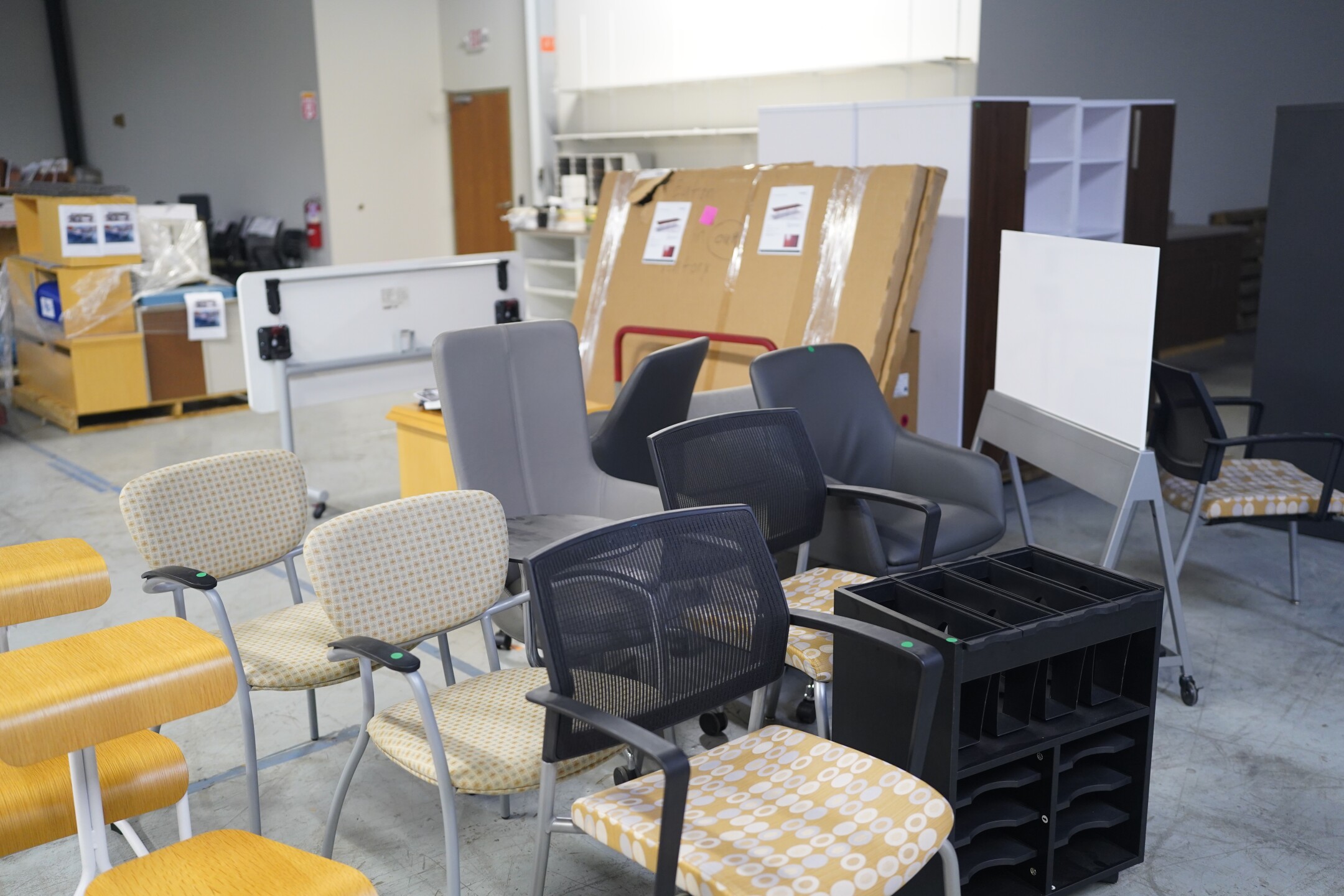 $50K furniture donation helps Milwaukee schools, nonprofits