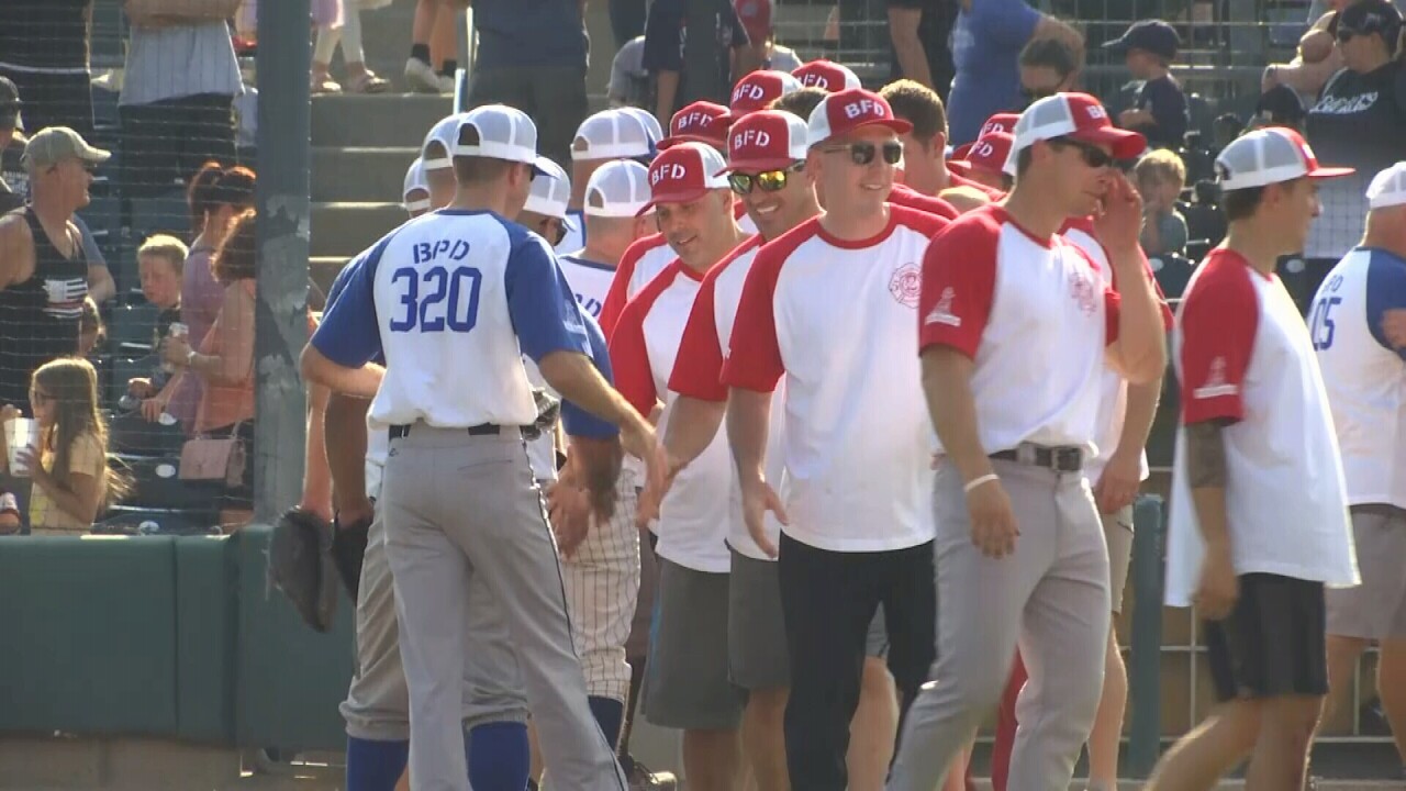 080821 HANDSHAKE.jpg