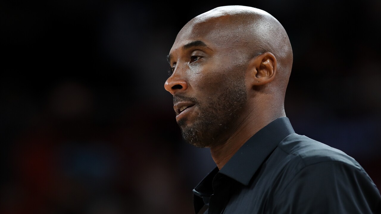 Kobe Bryant dies in Calabasas helicopter crash