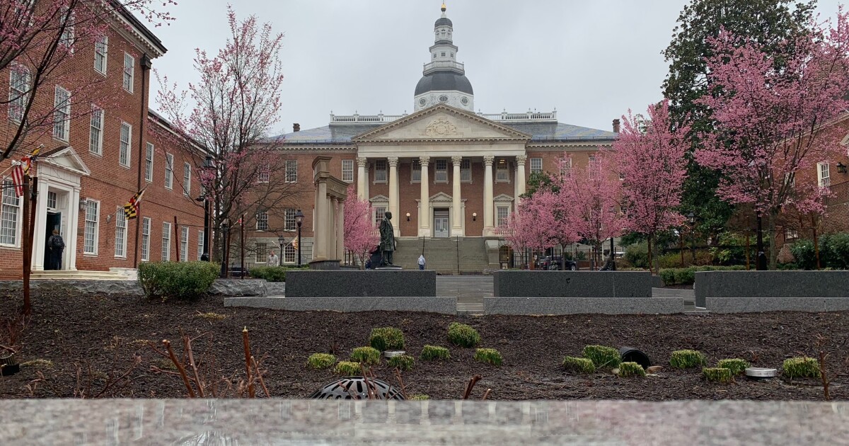 Maryland State employees getting an extra holiday, Christmas Eve