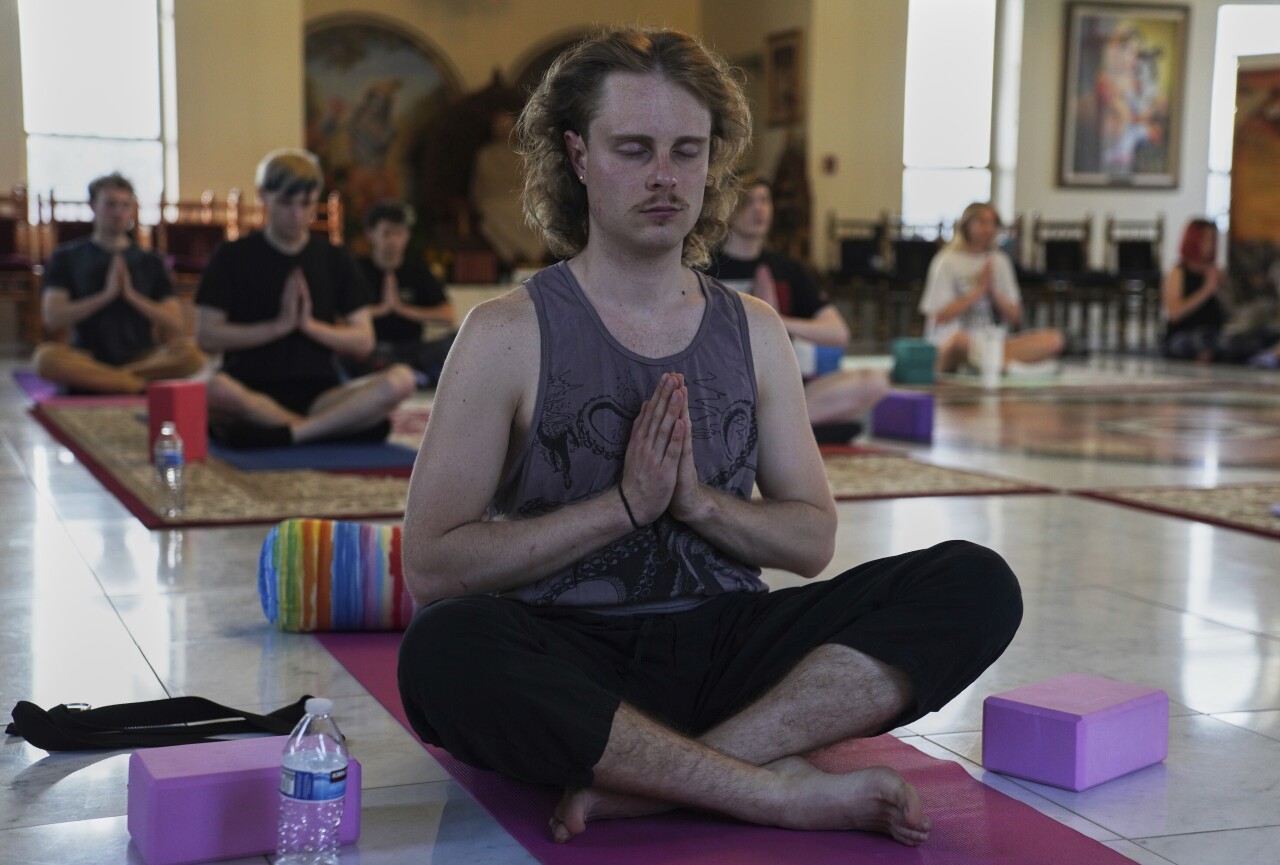 Latter-day Saints-Yoga