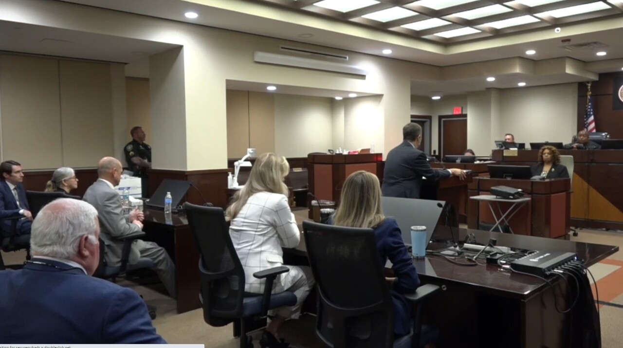 rashbaum steps down as lead attorney.jpg