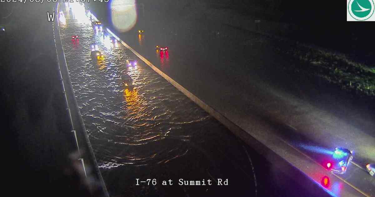 Roadways in Northeast Ohio areas flooded, vehicles trapped