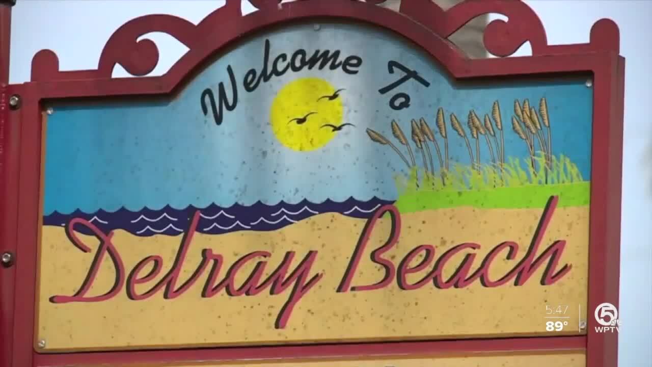 'Welcome To Delray Beach' sign