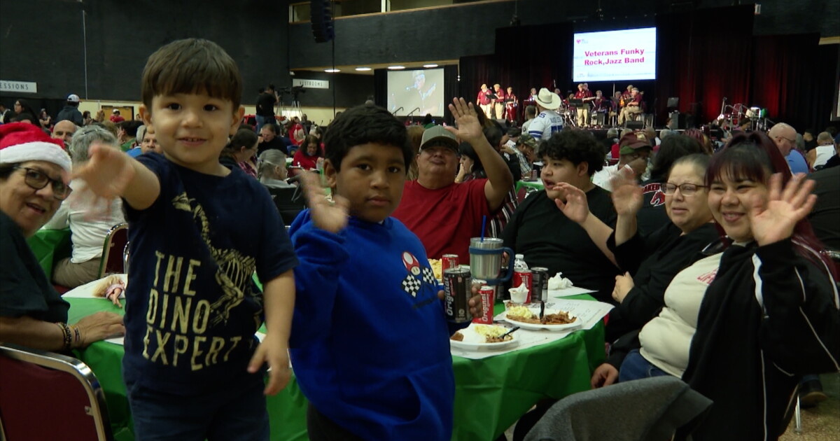 H-E-B hosts 35th annual Feast of Sharing and serves over 10,000 people - Vimarsana News