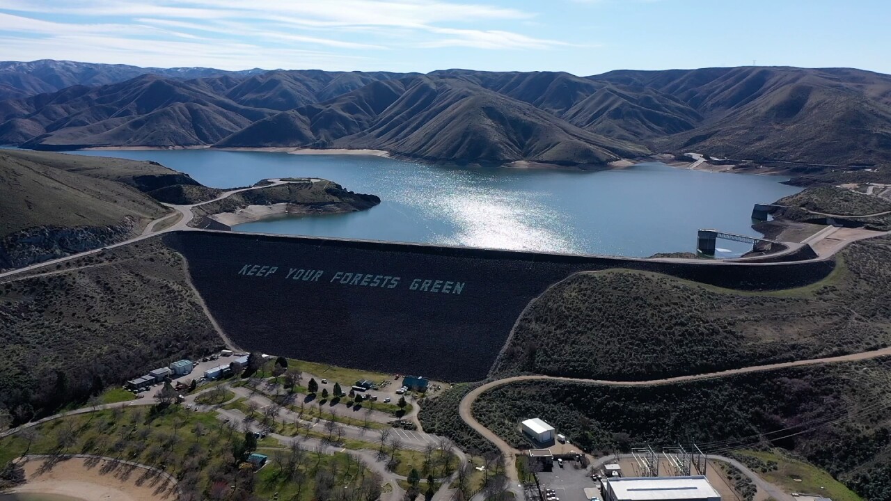 Lucky Peak Reservoir