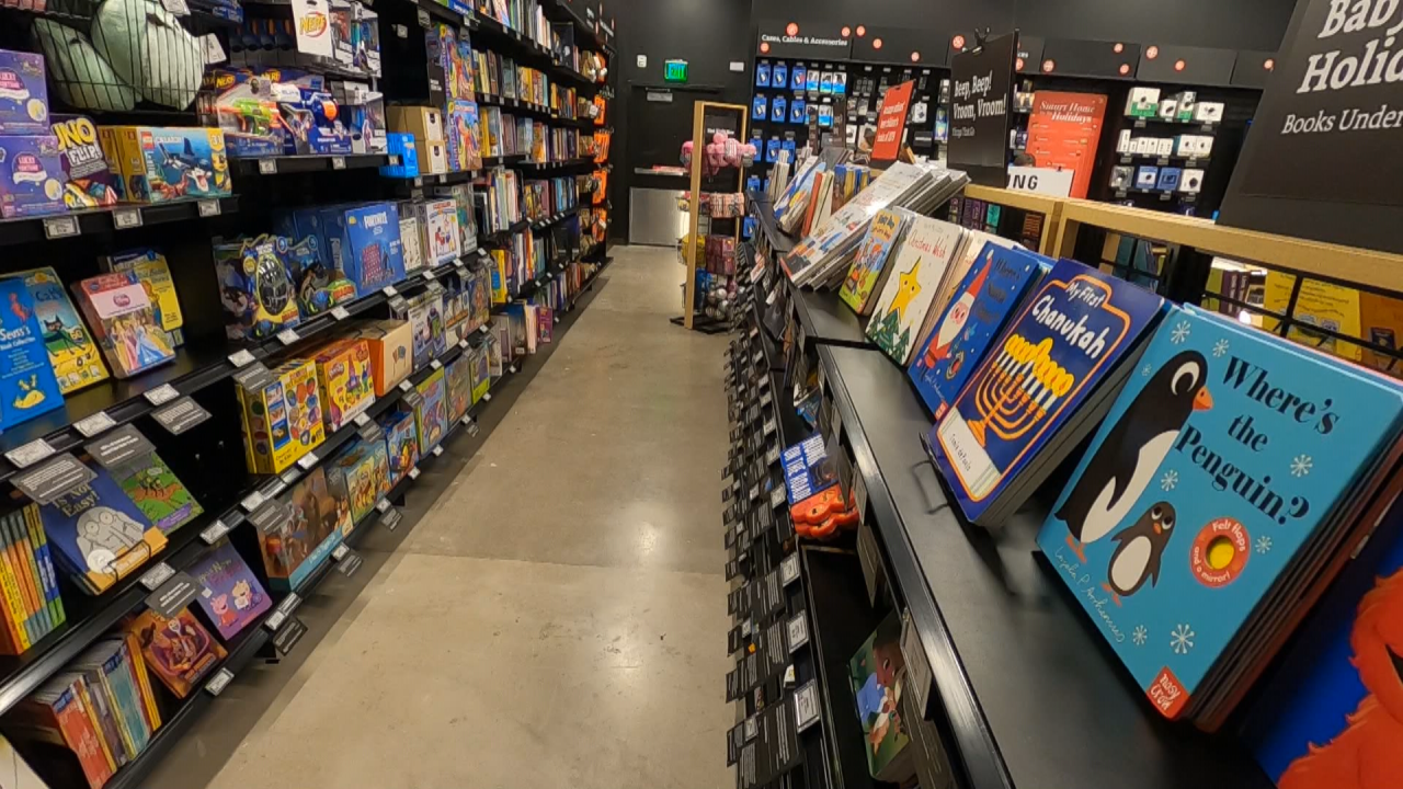 amazon store 3.png