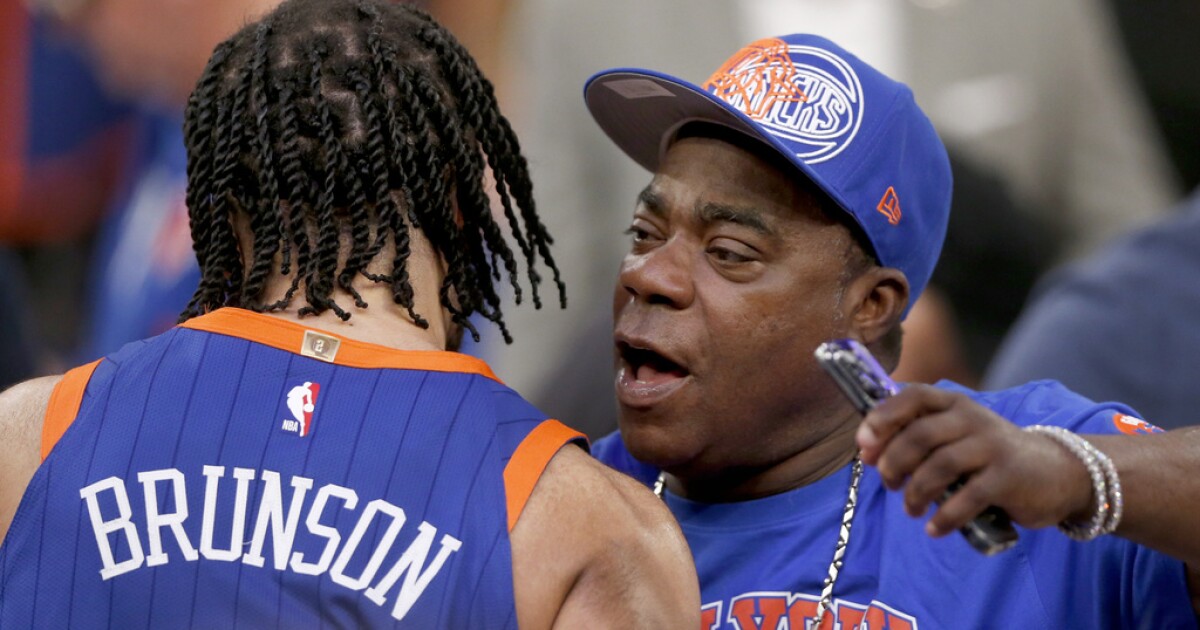 Tracy Morgan says he’s OK, had food poisoning after falling ill during NBA game Tracy Morgan says he’s OK, had food poisoning after falling ill during NBA game