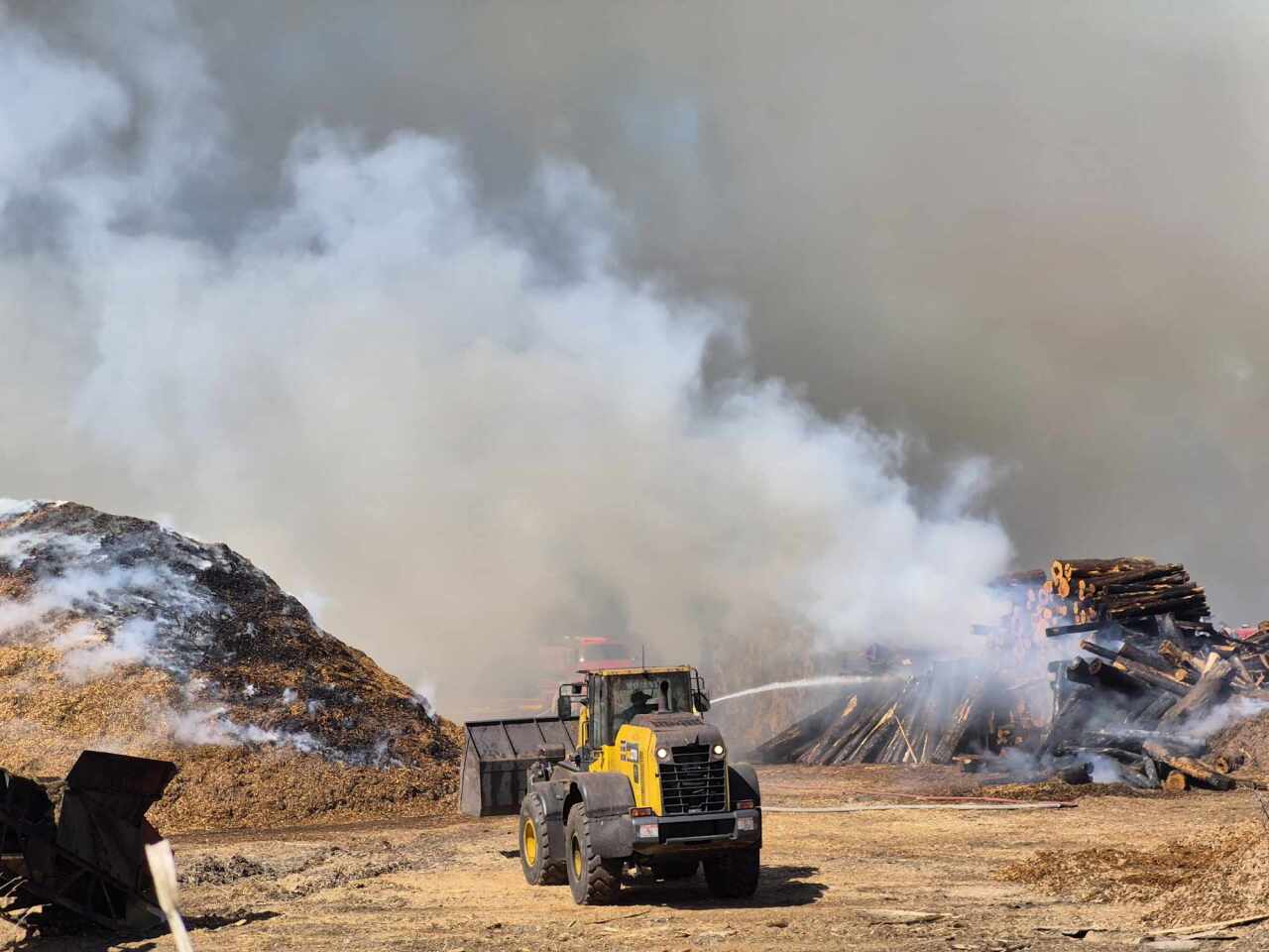 Crews battling fire at Mulch Pro