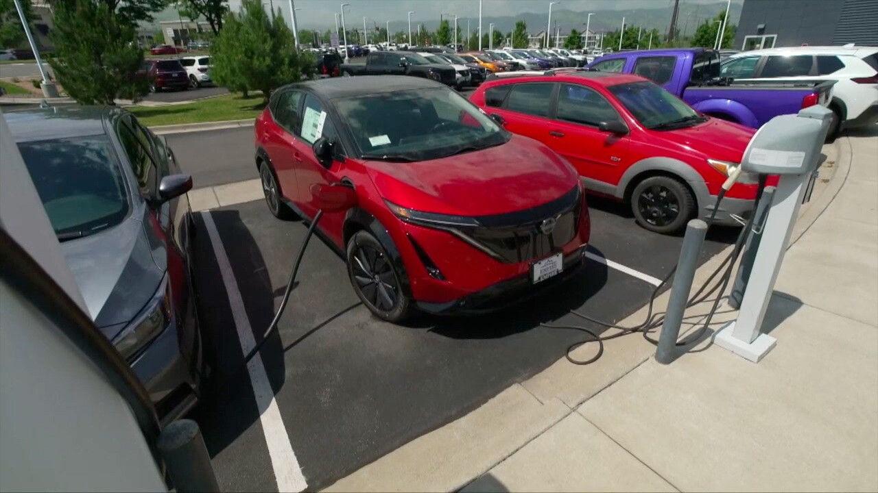 Electric Vehicles.jpg