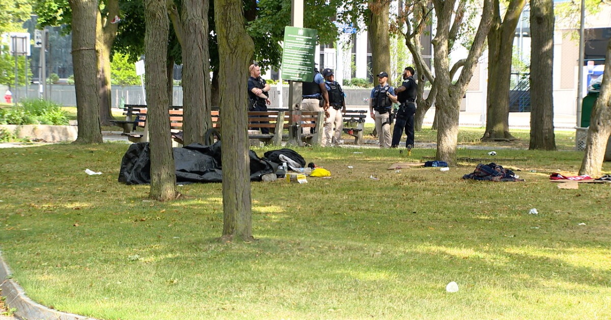 Police and city crews clear out homeless encampment in Downtown Buffalo