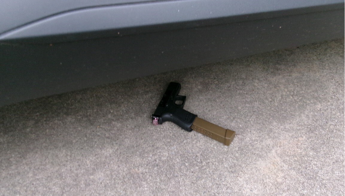 Gun w Extended Mag.jpg