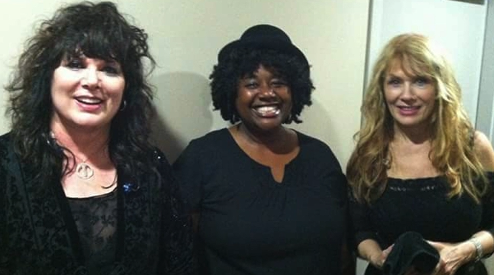 Lesley Harris 03.png