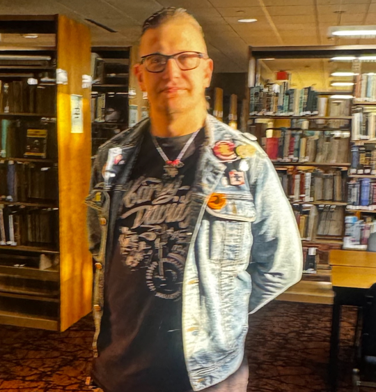 Milwaukee police seek public help in finding critically missing 35-year-old man