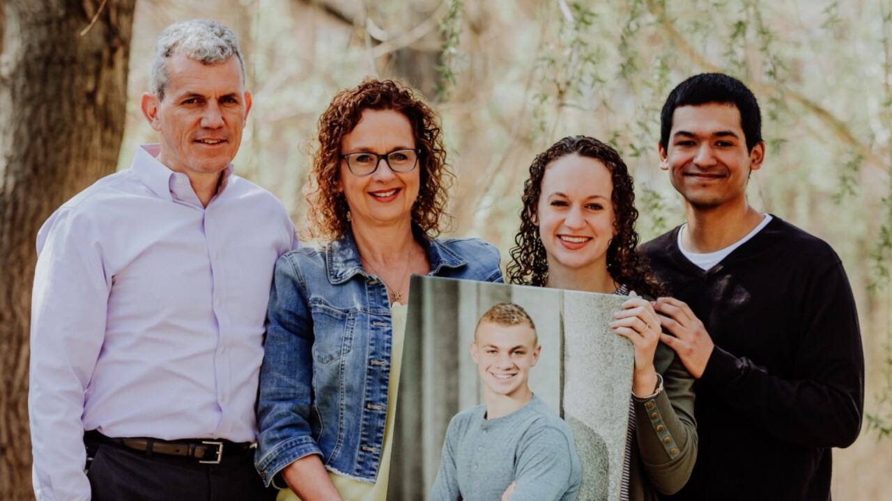 MISKELLEY FAMILY.jpg