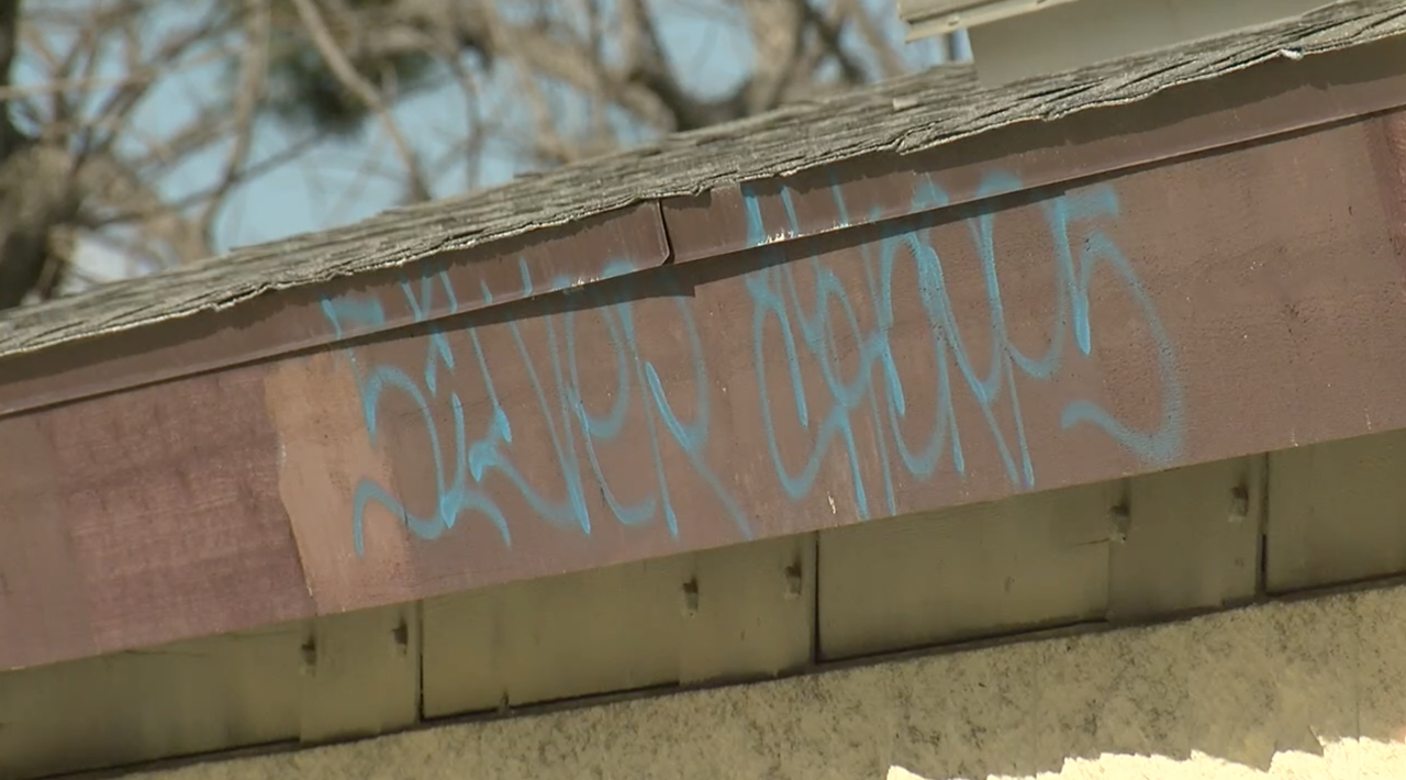 grafitti on virginia ave park bathrooms