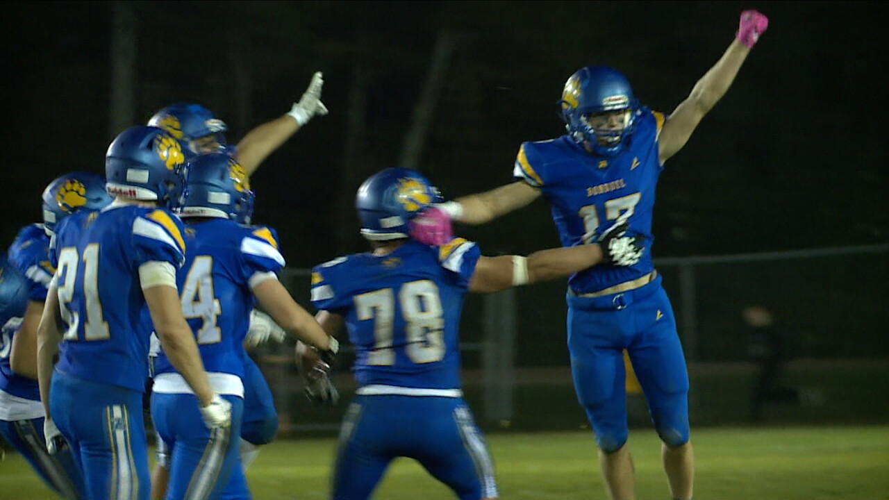 Friday Night Blitz: Northeast Wisconsin teams punch tickets to Level 2 of the playoffs