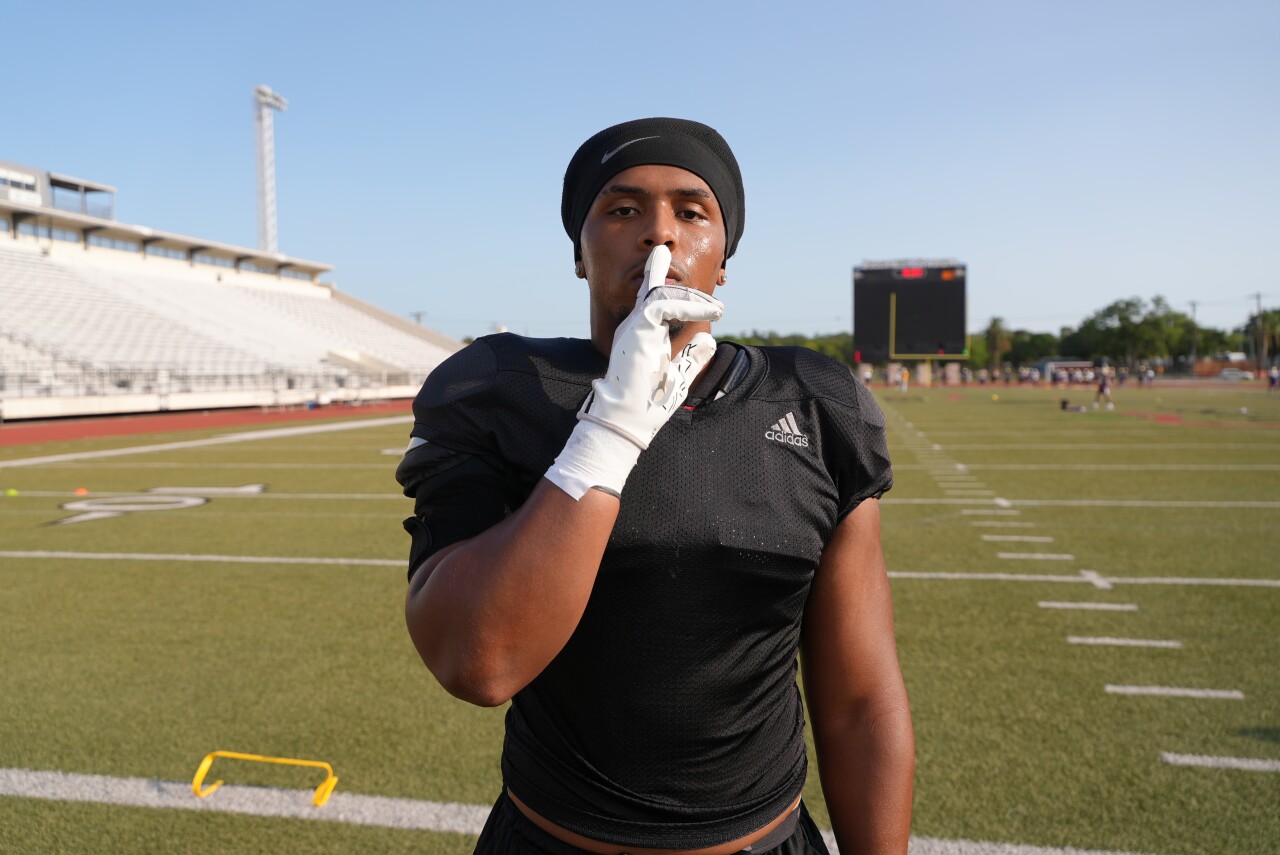 Miller junior defensive end Deion Jones
