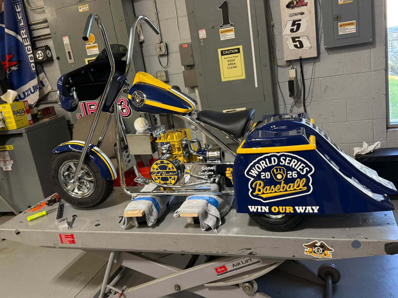 Brewers fans turn mini motorcycle into rolling tribute