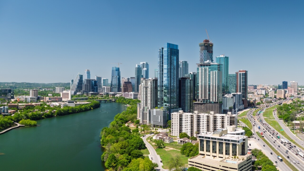 Aerial,Panoramic,Skyline,Of,Austin,Texas,From,The,East,With