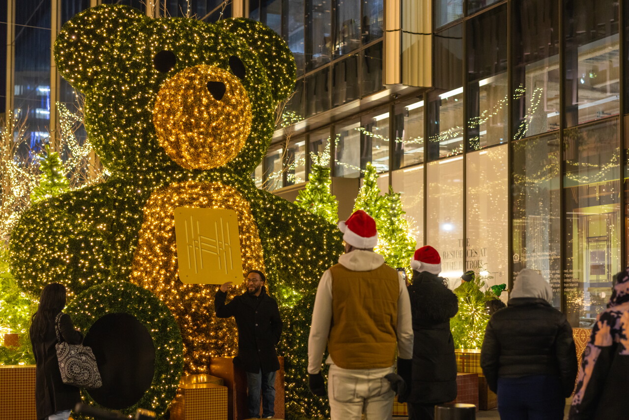 NickGilbertWay-TreeLighting-20251121-076.jpg