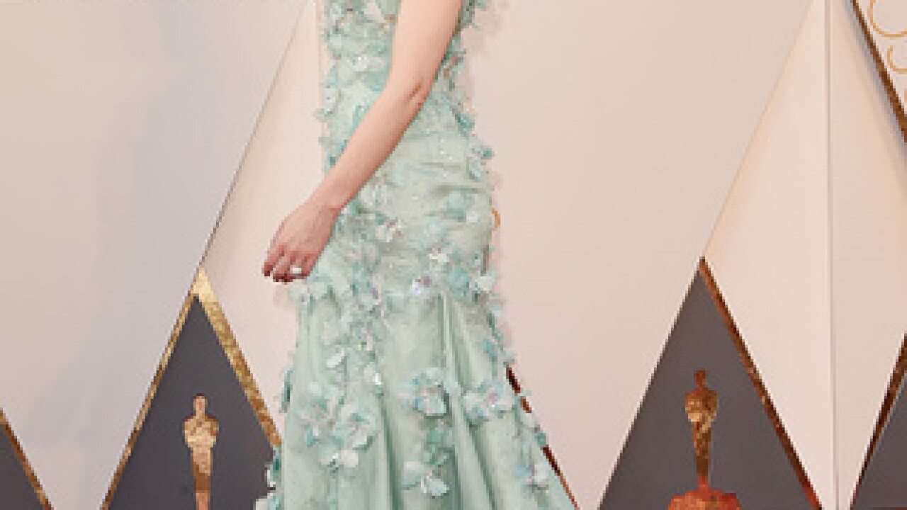 PHOTO: 2016 Academy Awards red carpet gallery