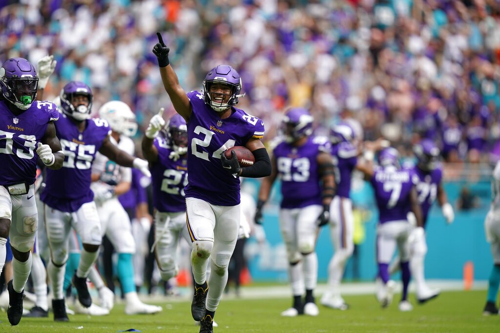 Minnesota Vikings safety Camryn Bynum celebrates fumble recovery at Miami Dolphins, Oct. 16, 2022