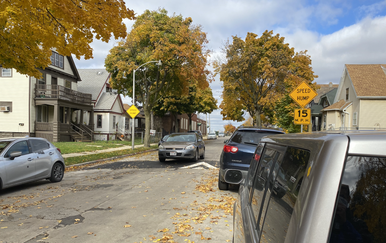 Side street speed hump.png