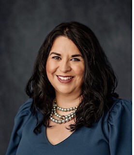 Julia Dale headshot.jpg