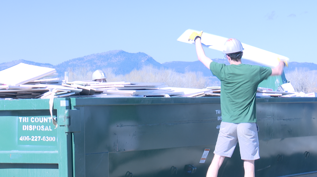 Service Saturday-Trash.png