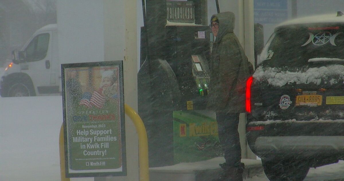 'The roads are pretty terrible:' Reaction to snow road conditions in Southtowns - Vimarsana News