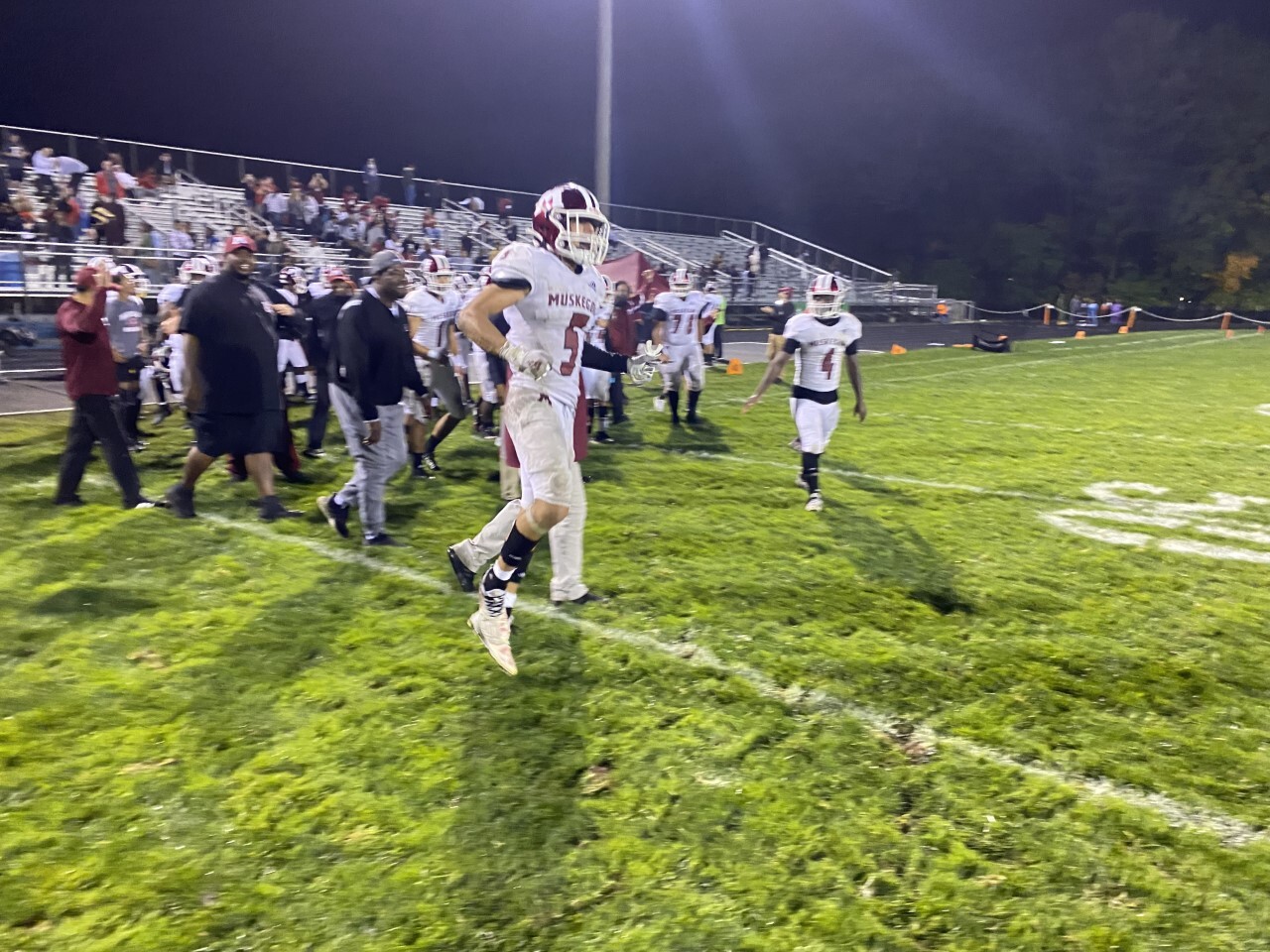 Muskegon 49, Mona Shores 28