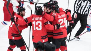 Nathan MacKinnon's late goal sends Canada to men's hockey gold medal game