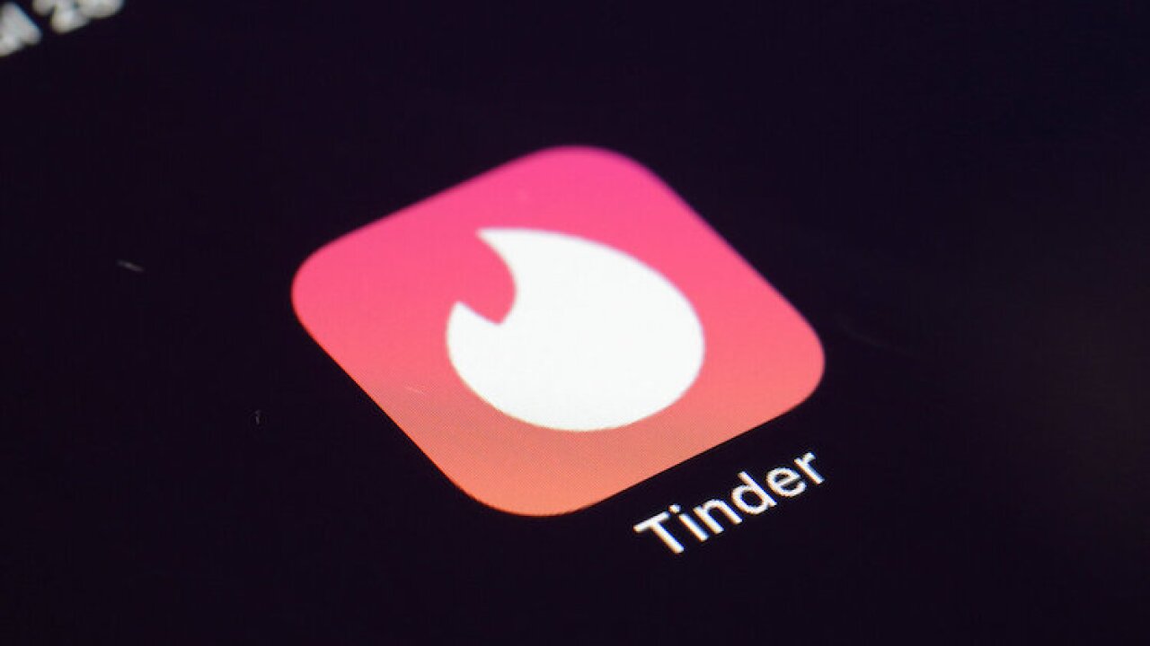 Tinder brings back the 'Blind Date' feature like we're in the 90s