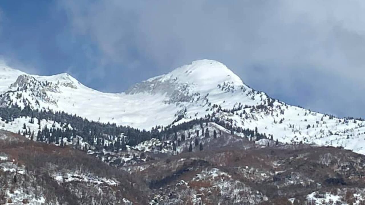 Four skiers rescued from Pfeifferhorn after avalanche