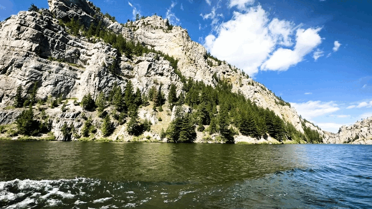 GIF Gates Of The Mountains