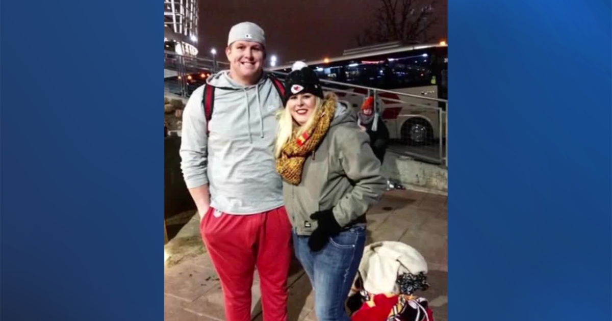 Parents share importance of mental health care after Utahn, NFL player Jordan Devey dies