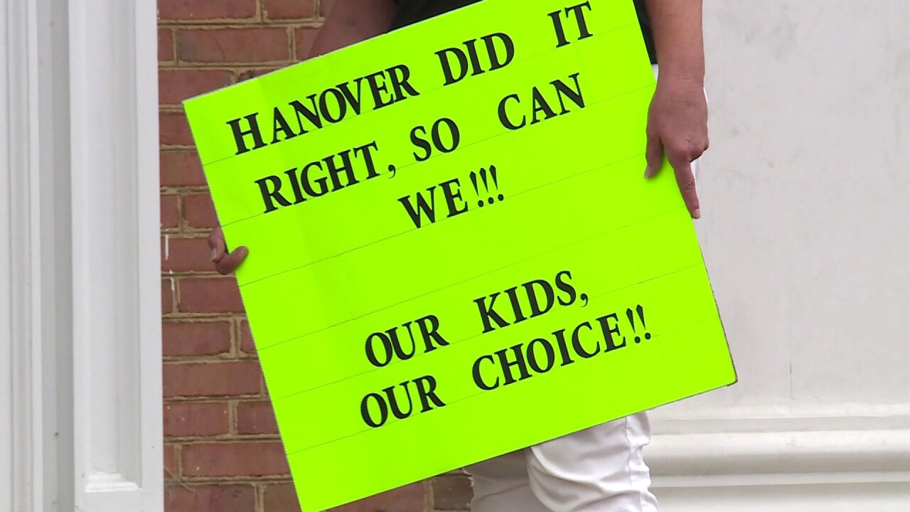 Henrico School Reopening Protest 02.jpeg