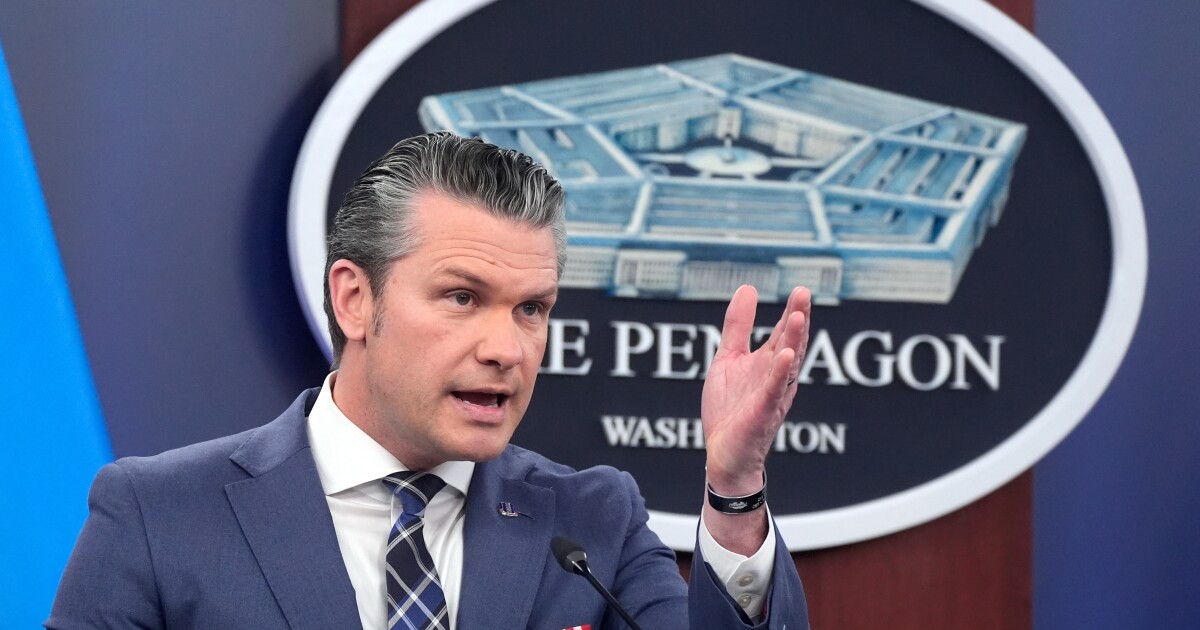 Pentagon to remove longstanding press offices after judge reinstates New York Times credentials