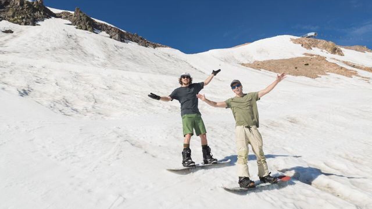 California S Mammoth Mountain Will Extend Skiing Into August